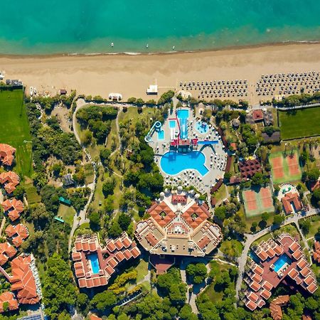 贝莱克水上世界酒店 安塔利亚 外观 照片 Aerial view of the resort