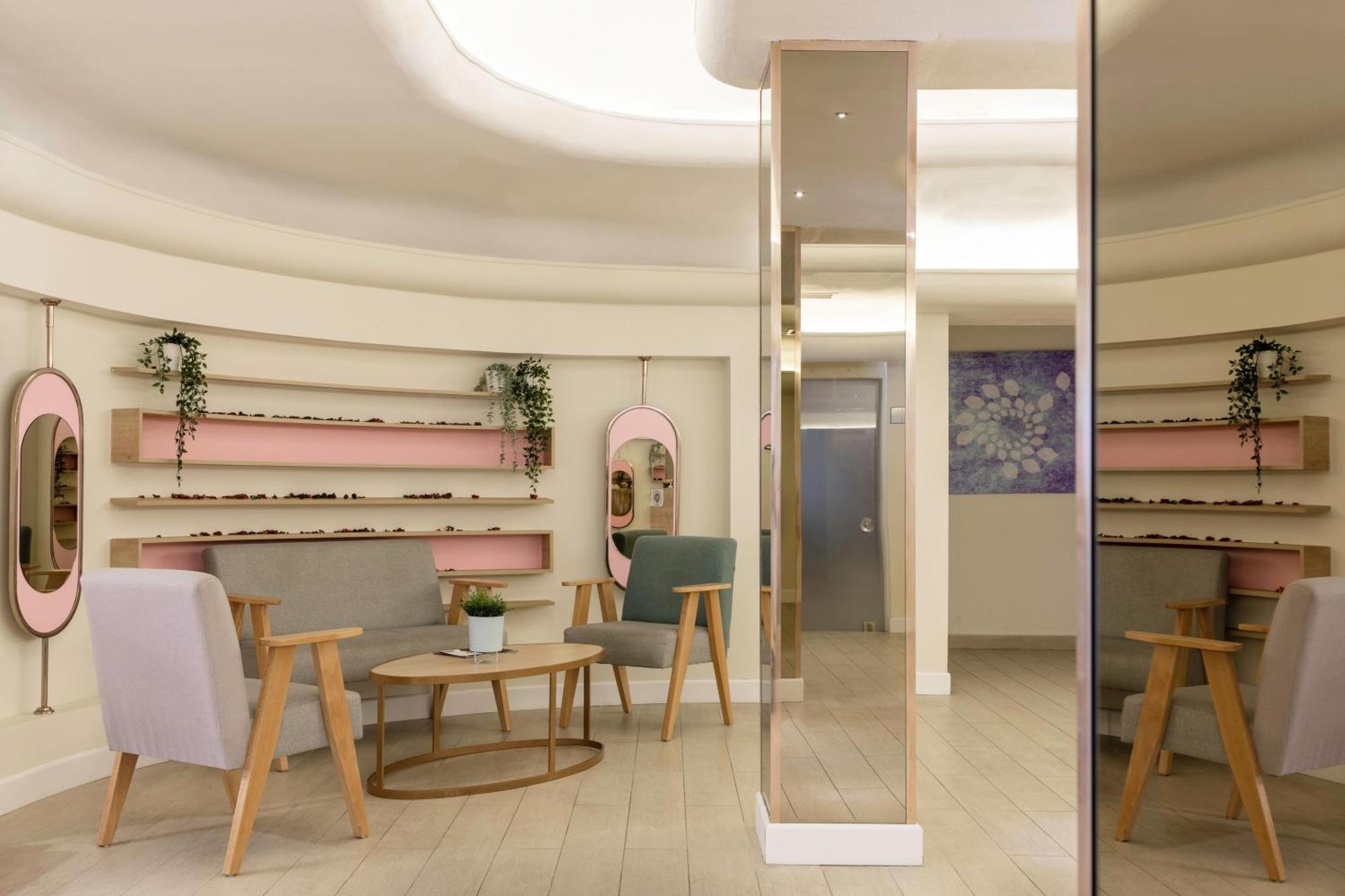 贝莱克水上世界酒店 安塔利亚 外观 照片 The interior of the new building