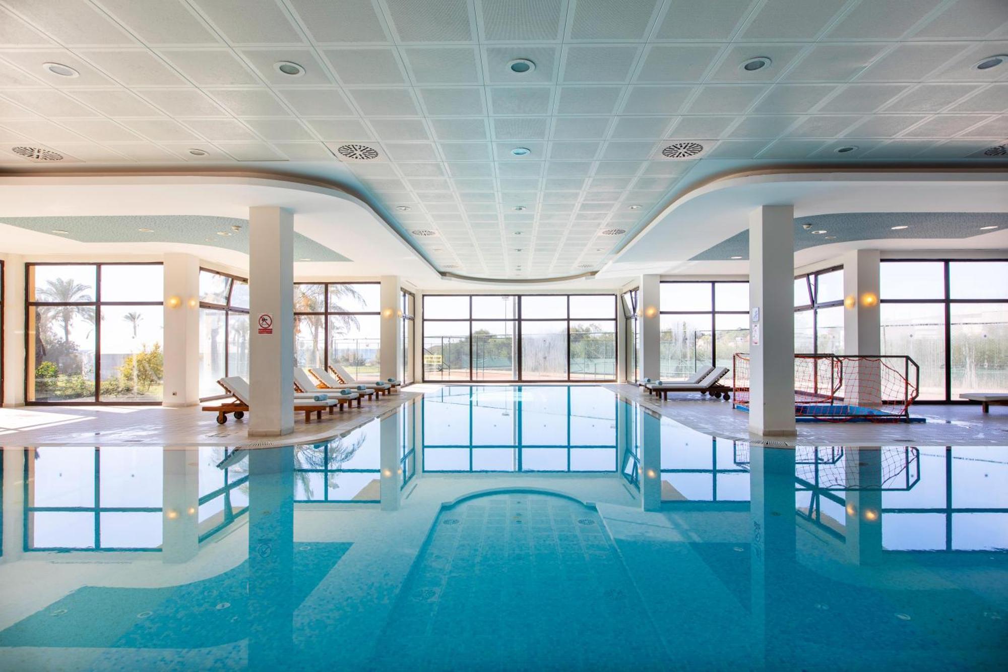 贝莱克水上世界酒店 安塔利亚 外观 照片 Indoor pool