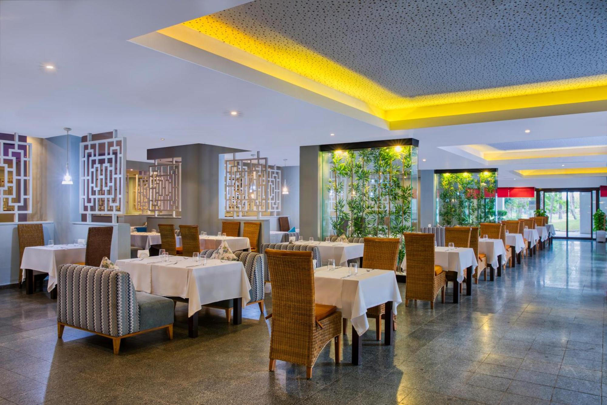 贝莱克水上世界酒店 安塔利亚 外观 照片 Restaurant
