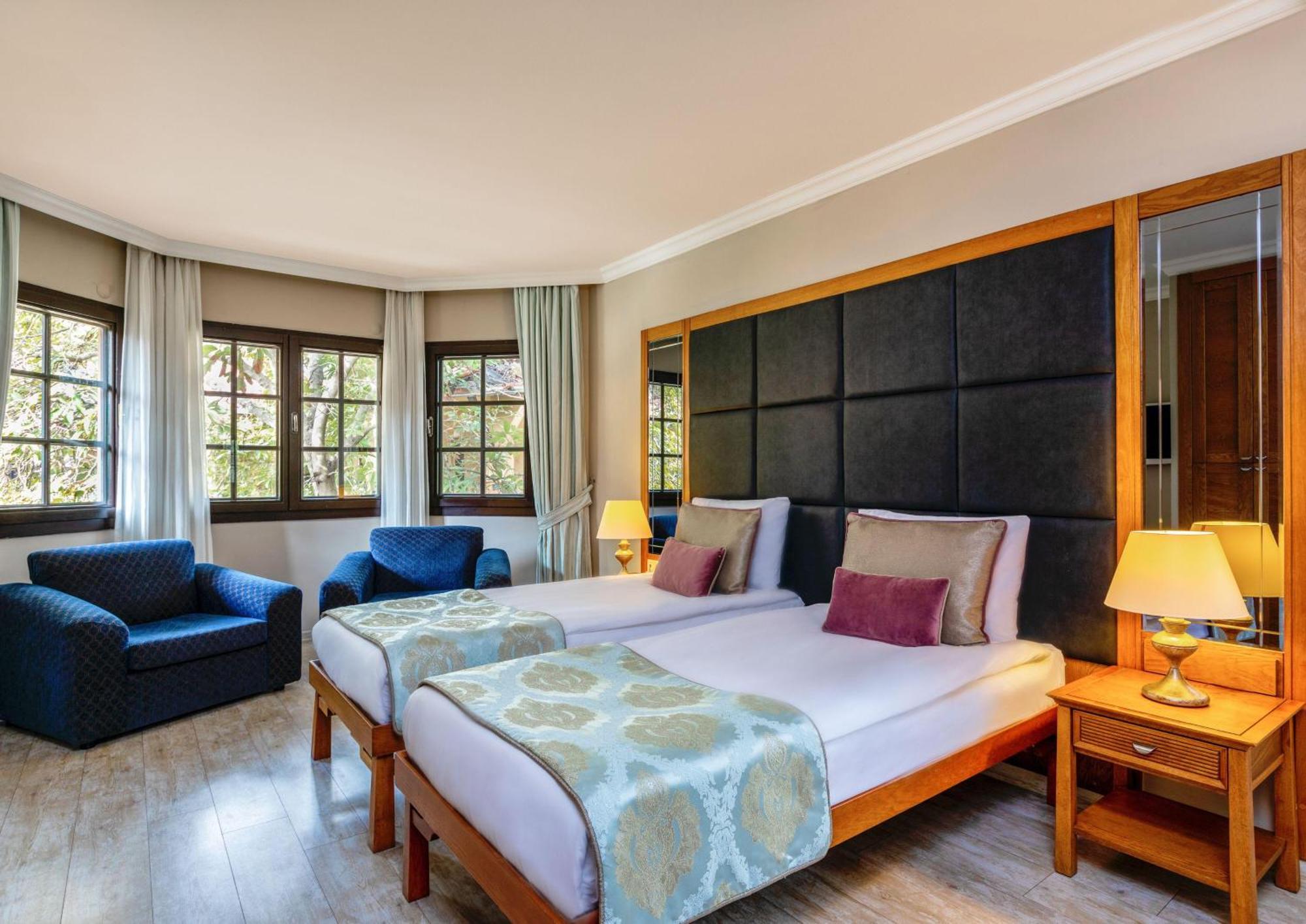 贝莱克水上世界酒店 安塔利亚 外观 照片 A room at the hotel